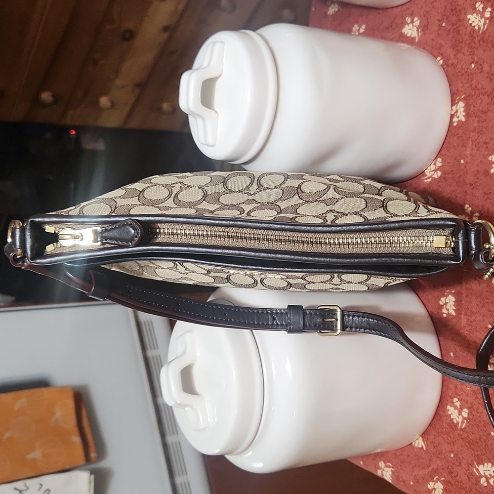 Coach Bag - Picture 10 of 15